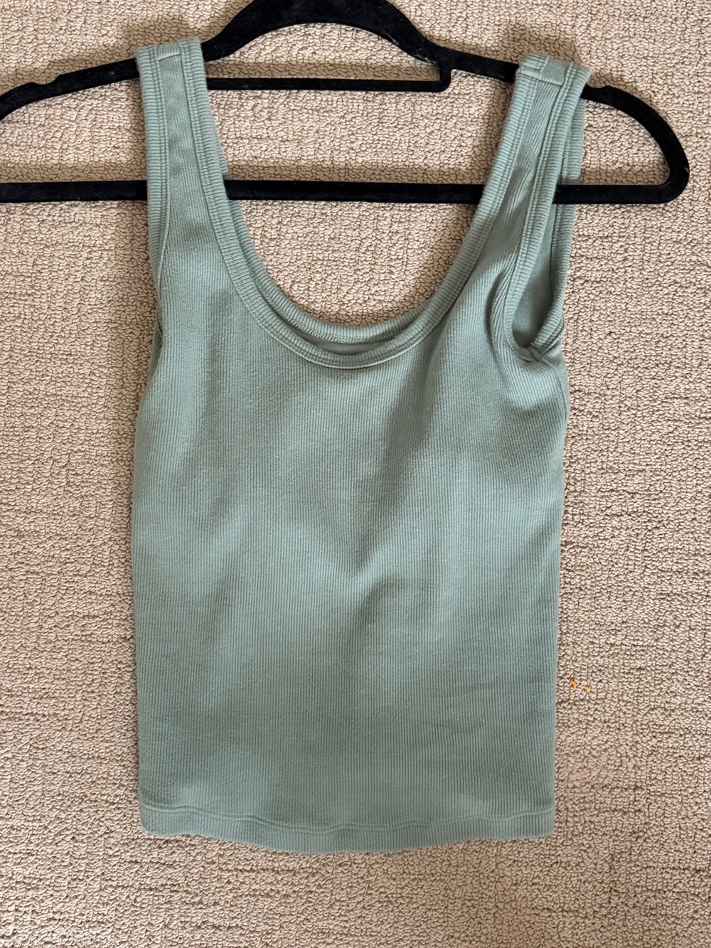 Brand new Abercrombie bra free Scoop Neck Ribbed Tank Top - Sage Green